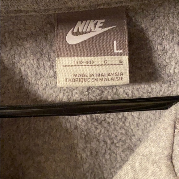 ❌SOLD❌Nike zip up sweatshirt - Picture 3 of 5